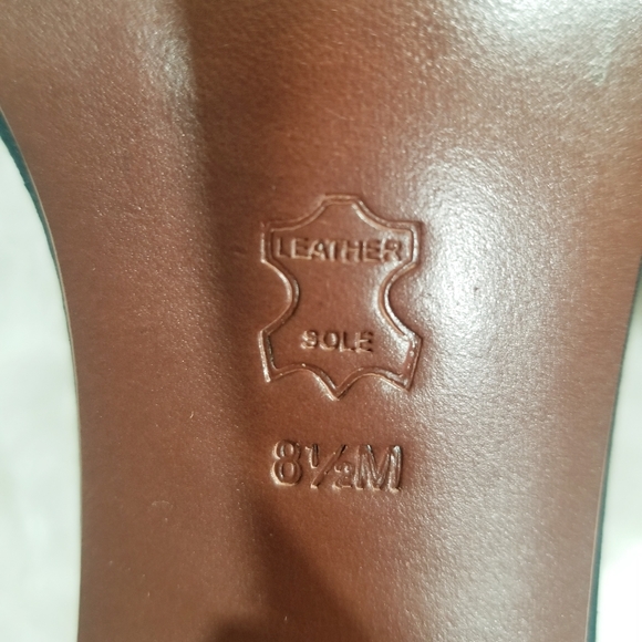 Tory Burch suede Blue Chunky Heels Shoes. Size 8.5 NWOT!!! - Picture 8 of 13